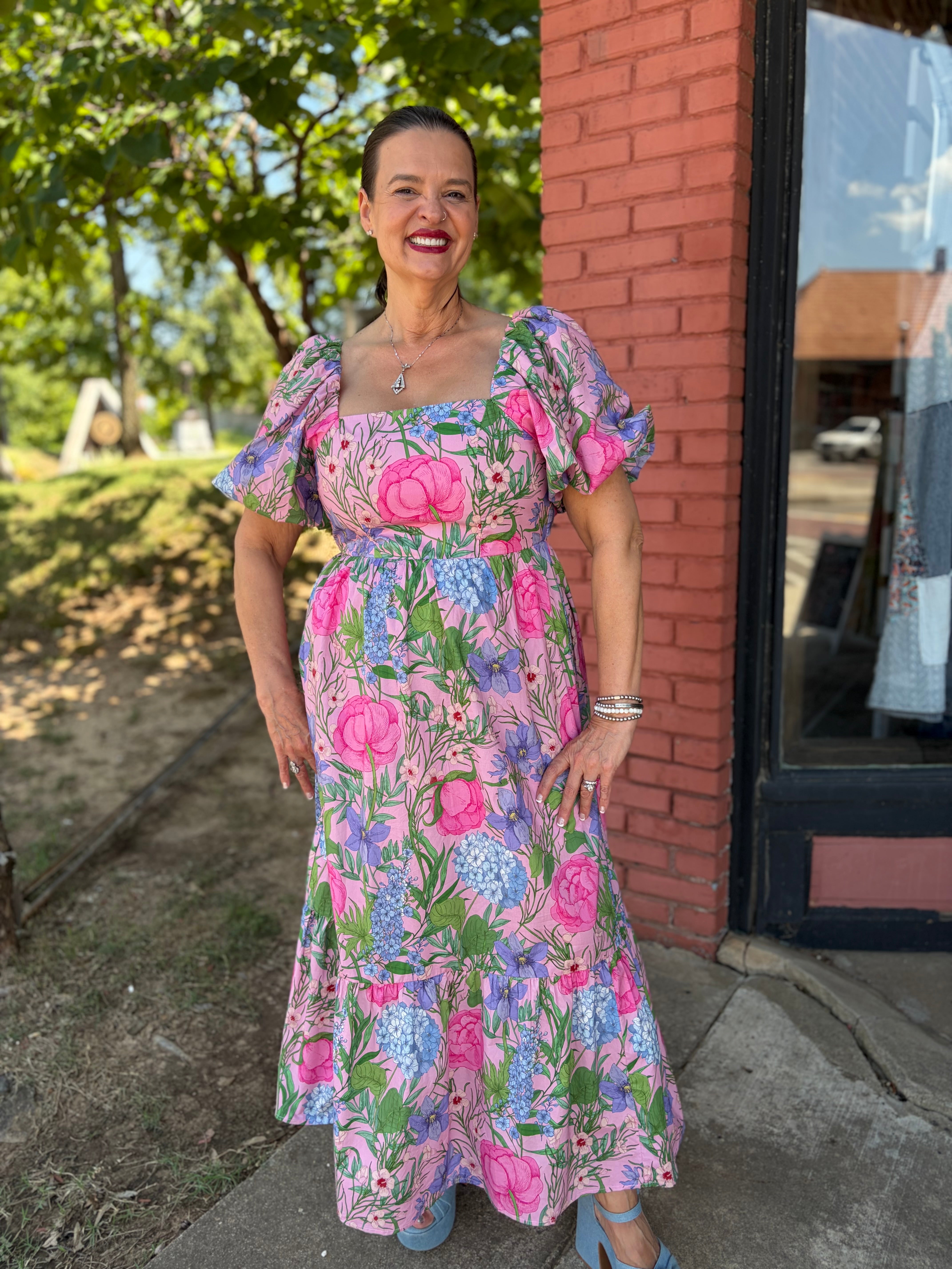 Sweet Puff Floral Midi Dress front view