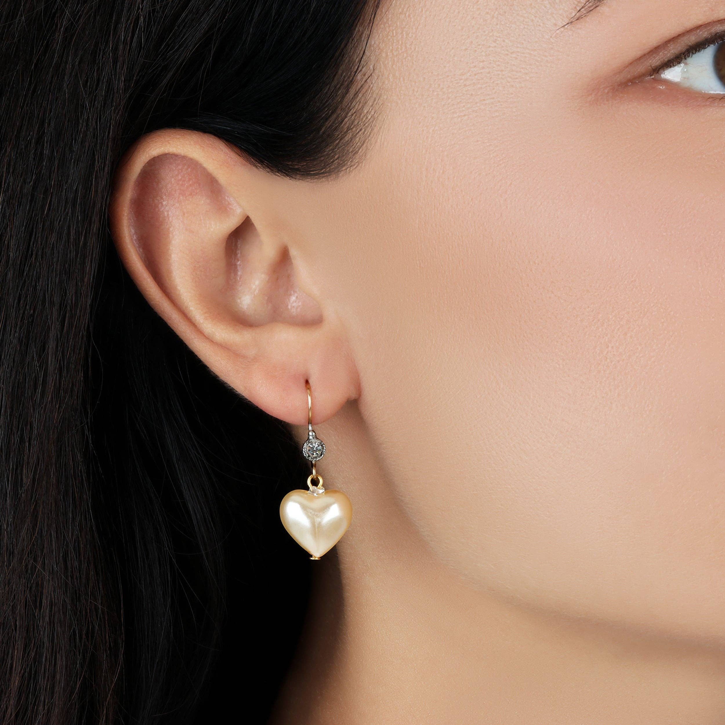 The Romance Pearl Heart Earrings