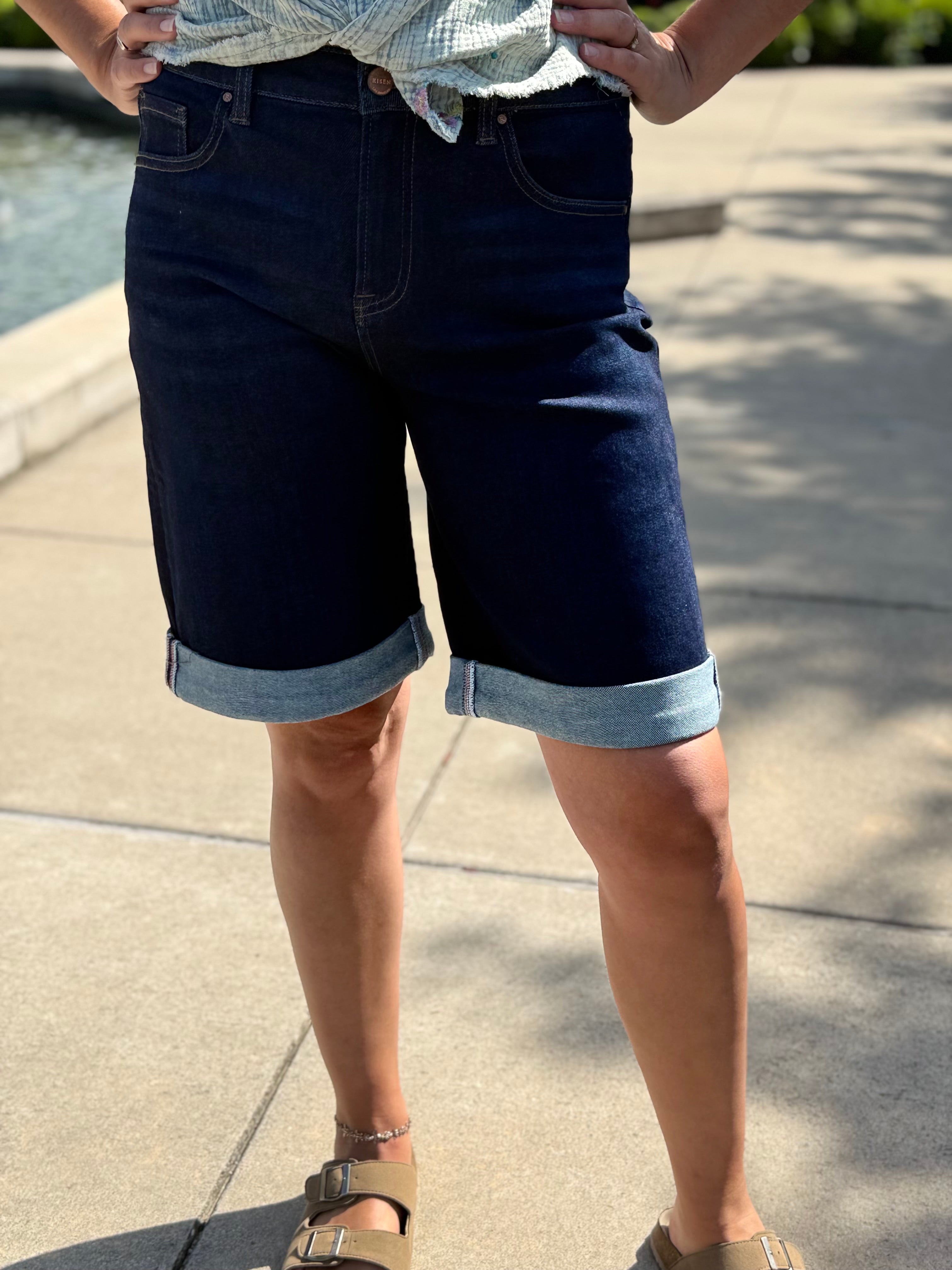Frankie Slouchy Cuffed Shorts PLUS