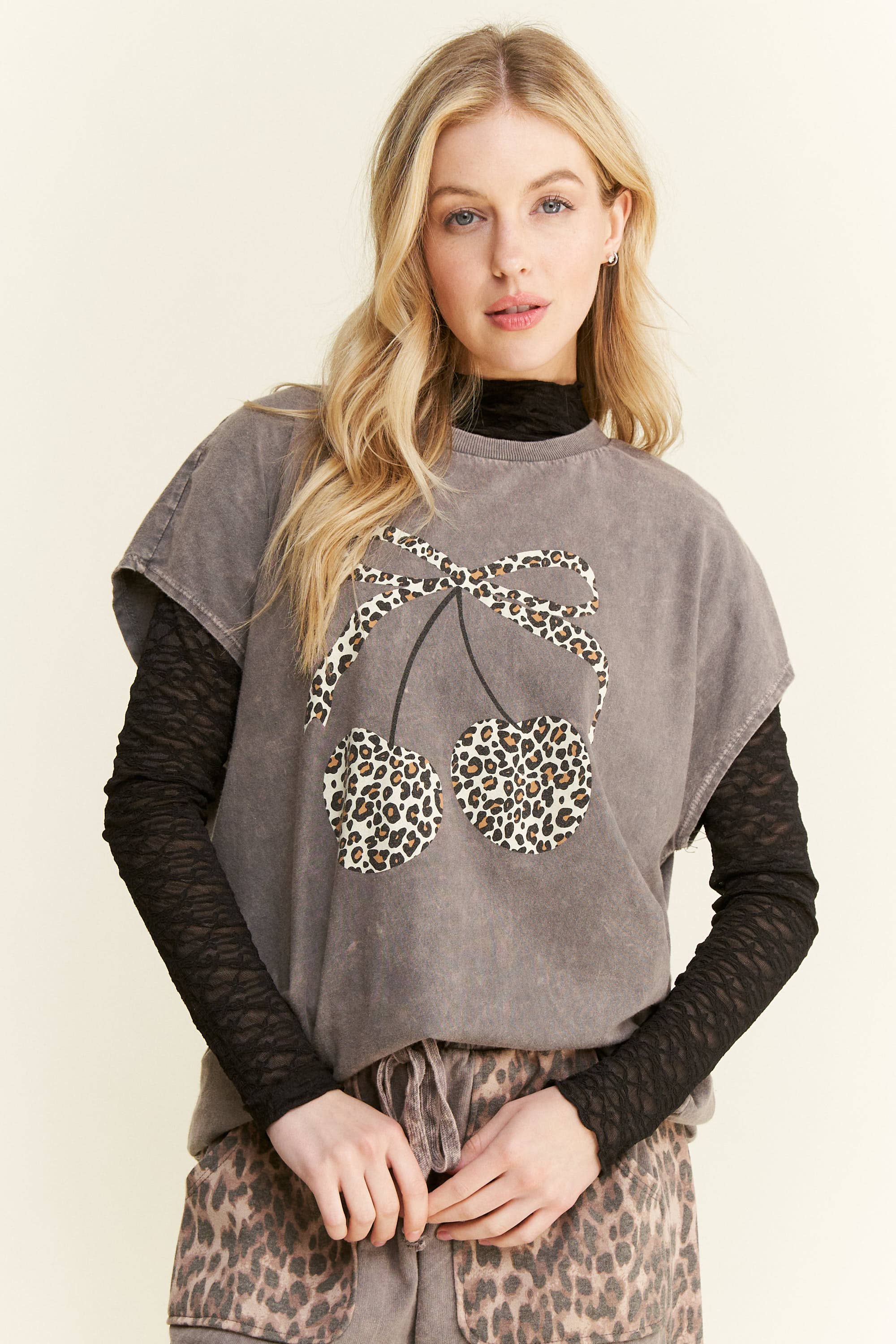 Bow Leopard Rocker Tee Charcoal