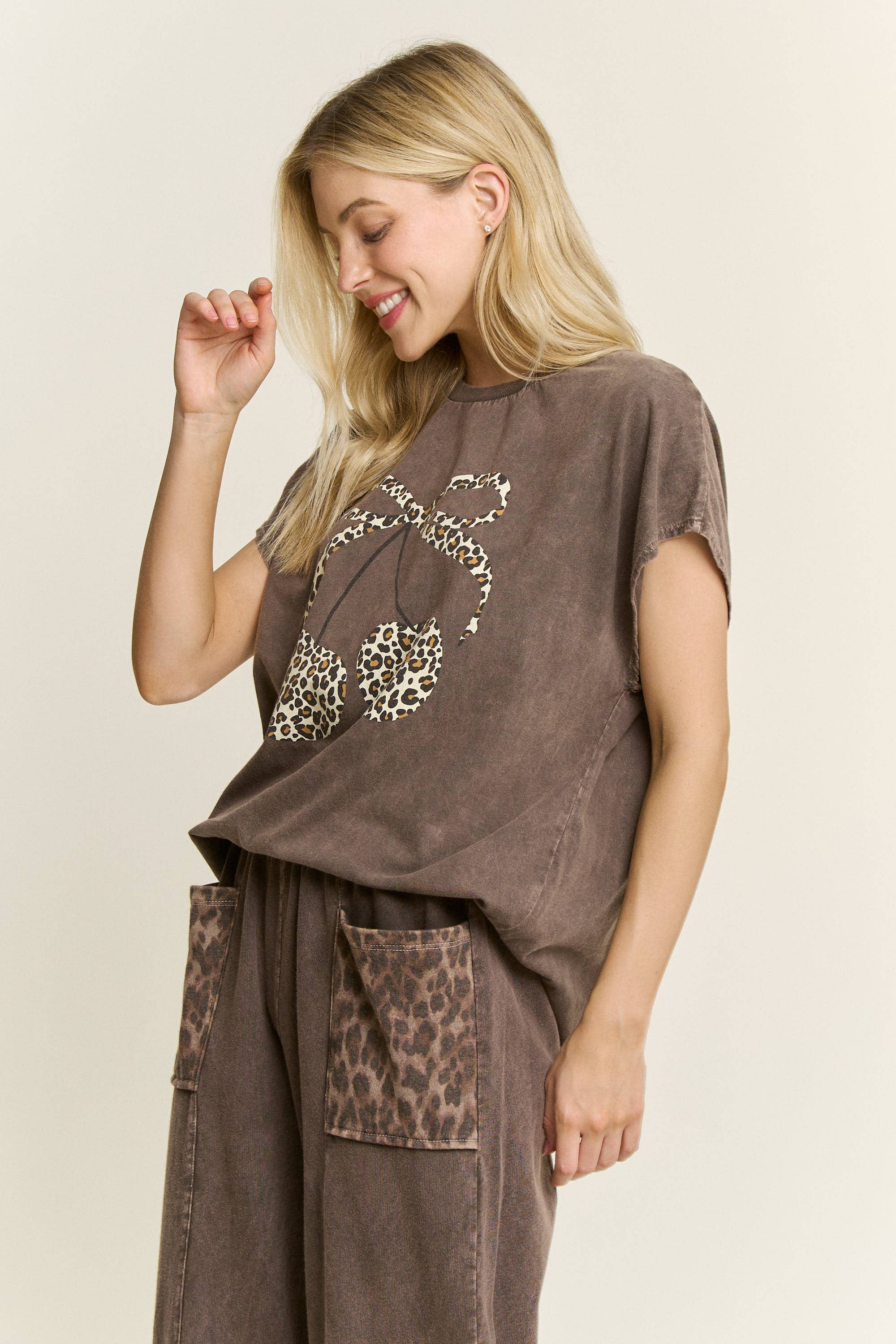 Bow Leopard Rocker Tee Charcoal