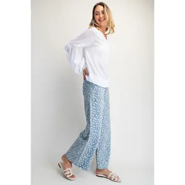The Gracelyn Balloon Sleeve Top in White — romantic balloon sleeves with voluminous shirring and hidden front placket, 100% organic cotton boho blouse by Cotierra