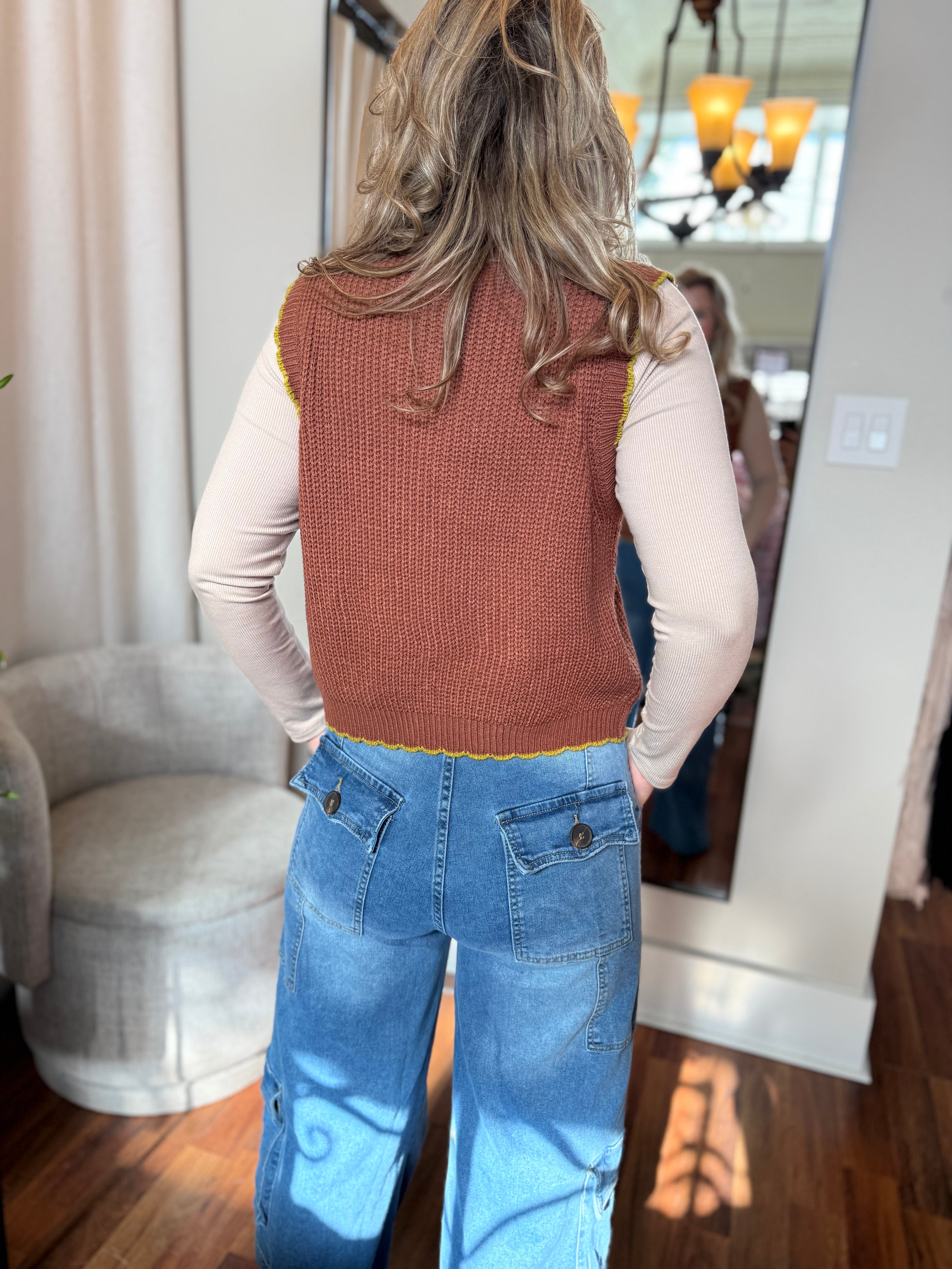 Bow-Tie Floral Knit Vest