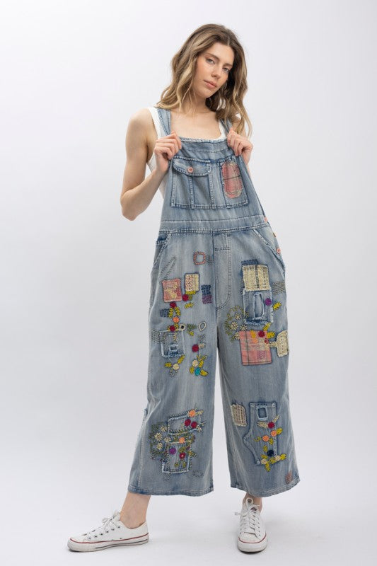 Designed with roomy front and side pockets for functionality, adjustable shoulder straps for a custom fit, and an easy, flowy leg for all-day comfort.