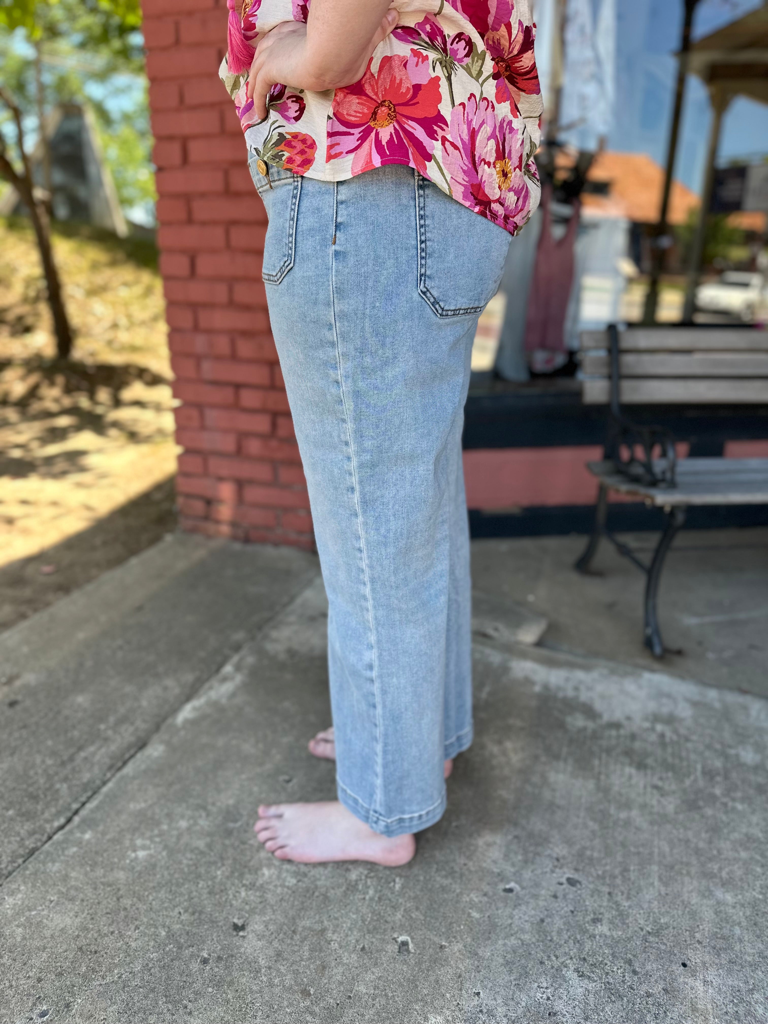 The Meg Wide Leg Jean