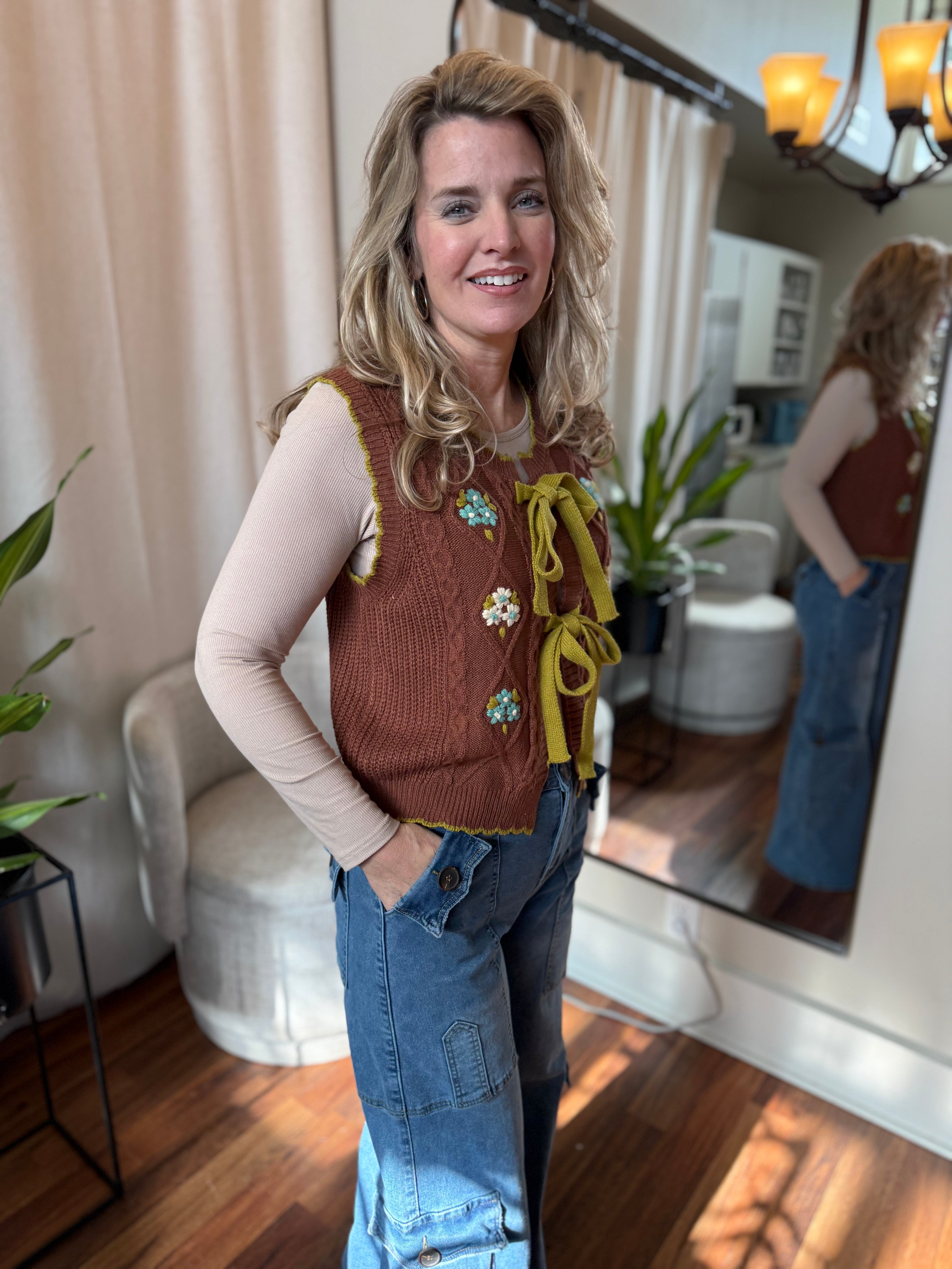 Bow-Tie Floral Knit Vest