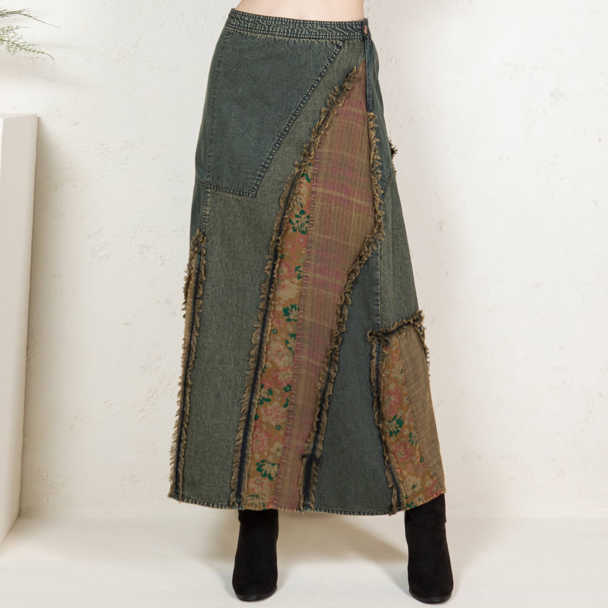 Western Sahara Dreams Skirt