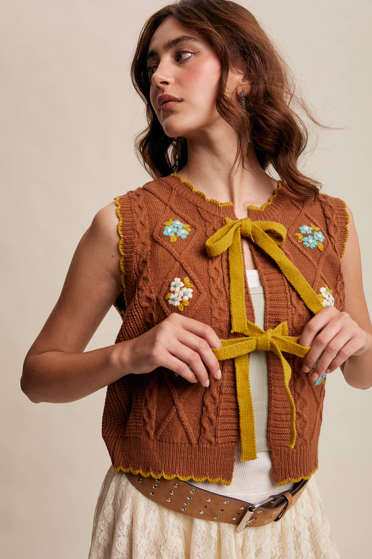 Bow-Tie Floral Knit Vest