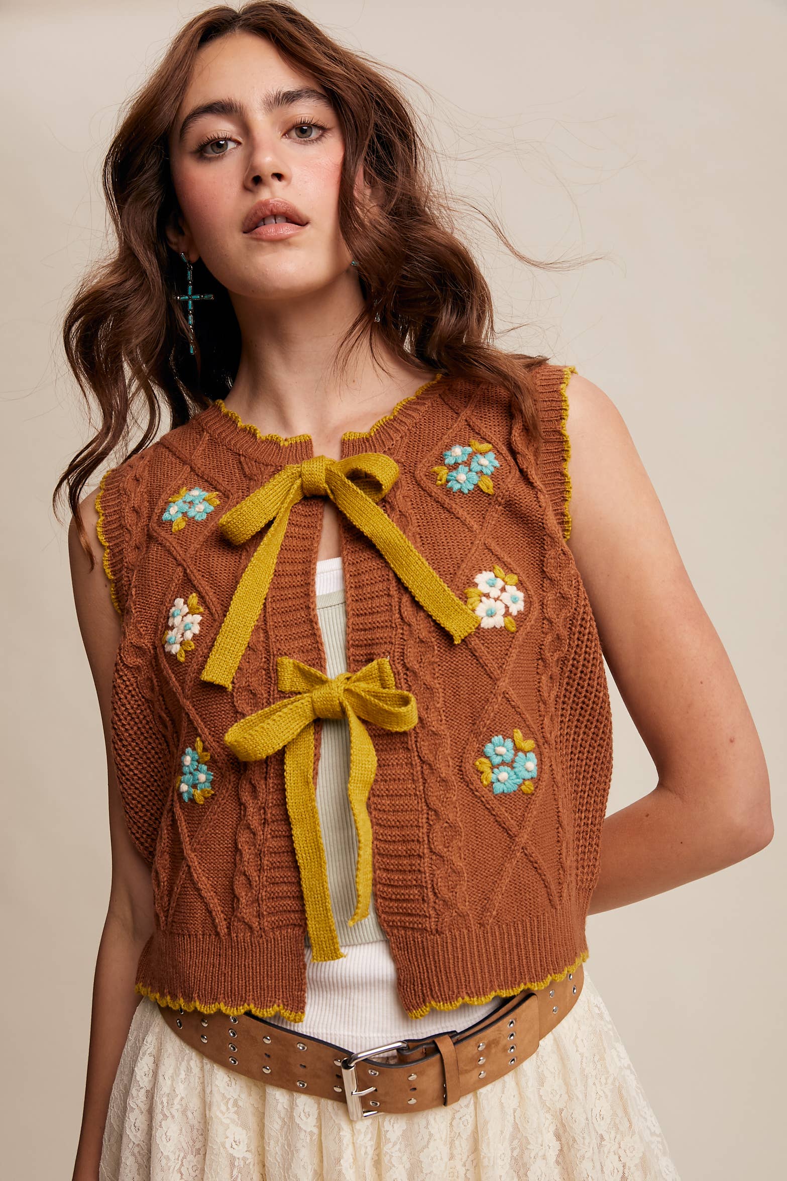 Bow-Tie Floral Knit Vest