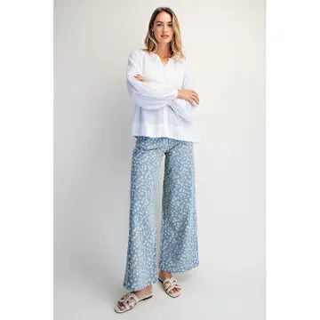 The Gracelyn Balloon Sleeve Top in White — romantic balloon sleeves with voluminous shirring and hidden front placket, 100% organic cotton boho blouse by Cotierra